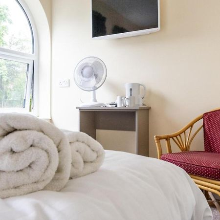 Paddington House Hotel Warrington Bagian luar foto