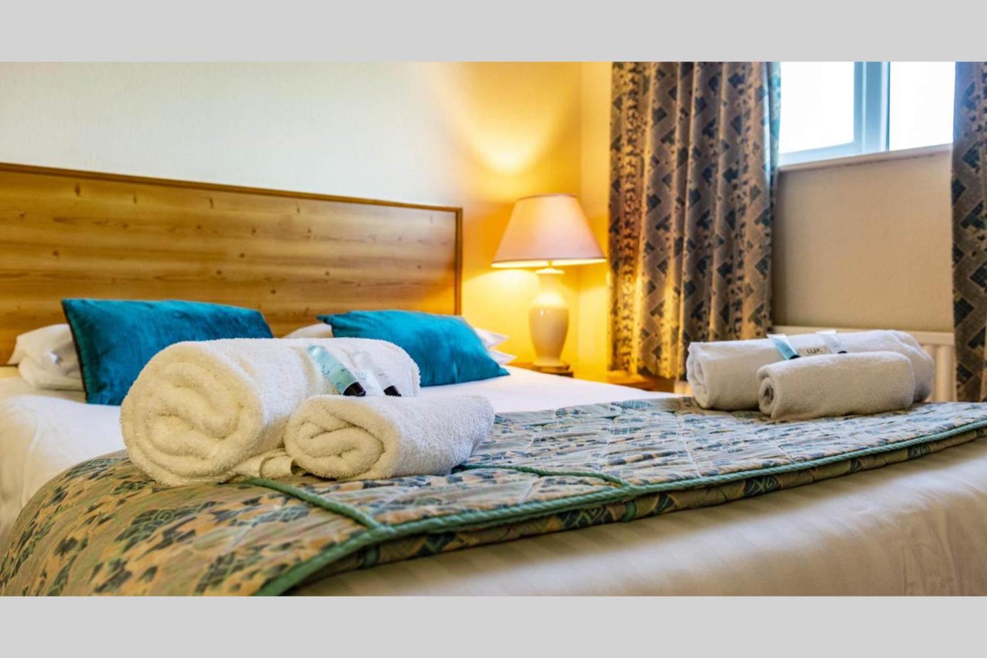 Paddington House Hotel Warrington Bagian luar foto
