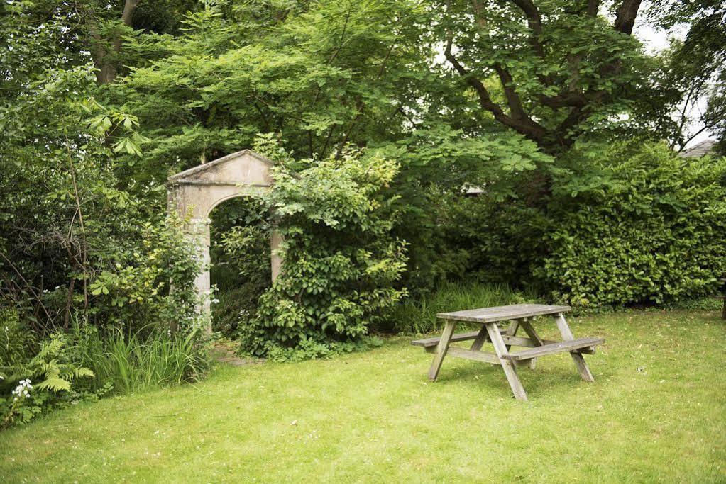 Paddington House Hotel Warrington Bagian luar foto